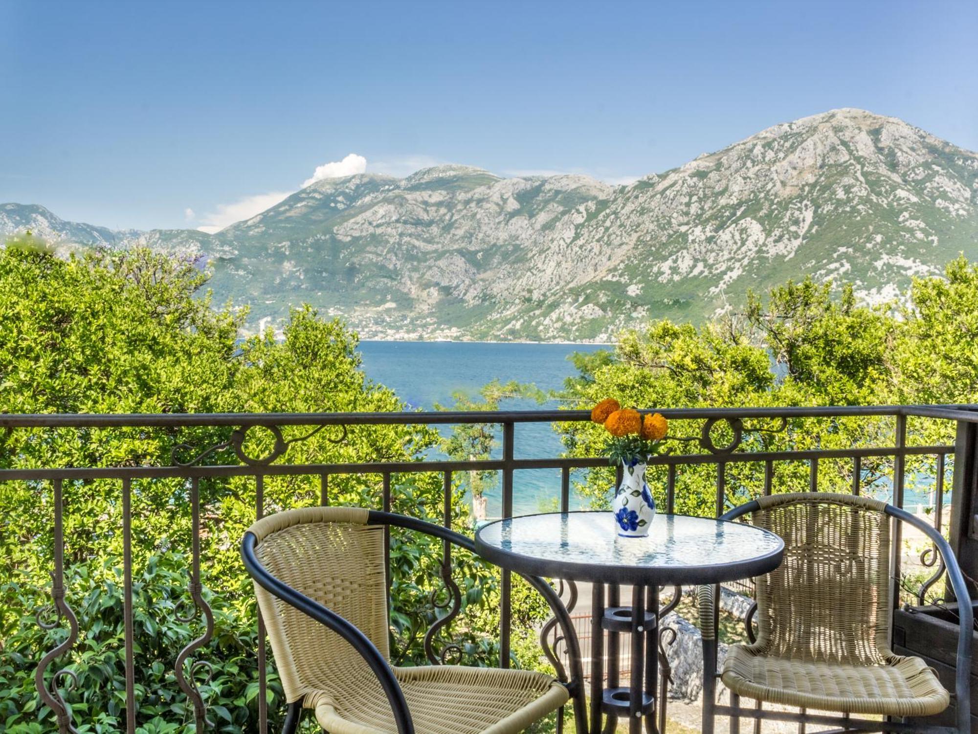 Apartmani Stanovcic Donji Morinj Εξωτερικό φωτογραφία